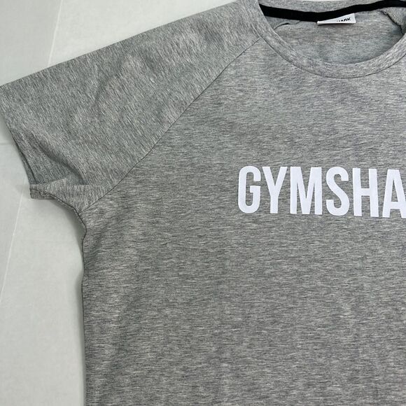 Gymshark Gray fitted Athletic T-shirt with spell out. Size medium NWT - Picture 5 of 12